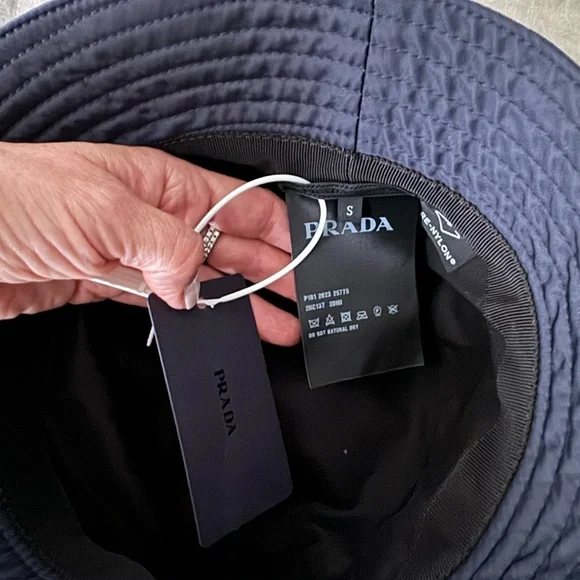 Prada Re-Nylon bucket hat New with tags - Picture 3 of 9